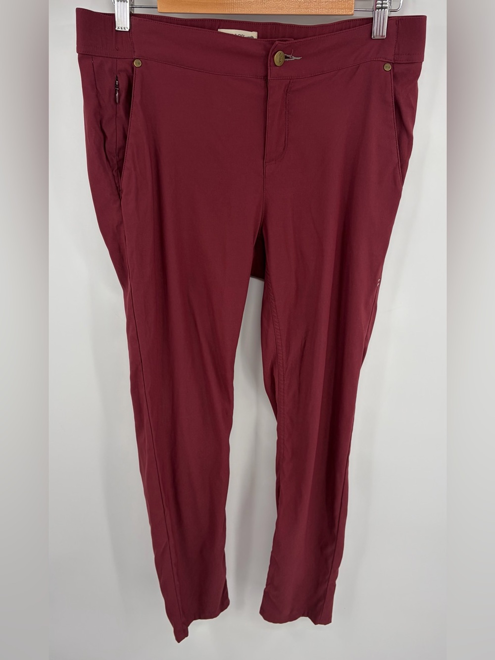 Toad & Co Zingaro Merlot red ankle chino pant women’s 10 outdoor travel hiking